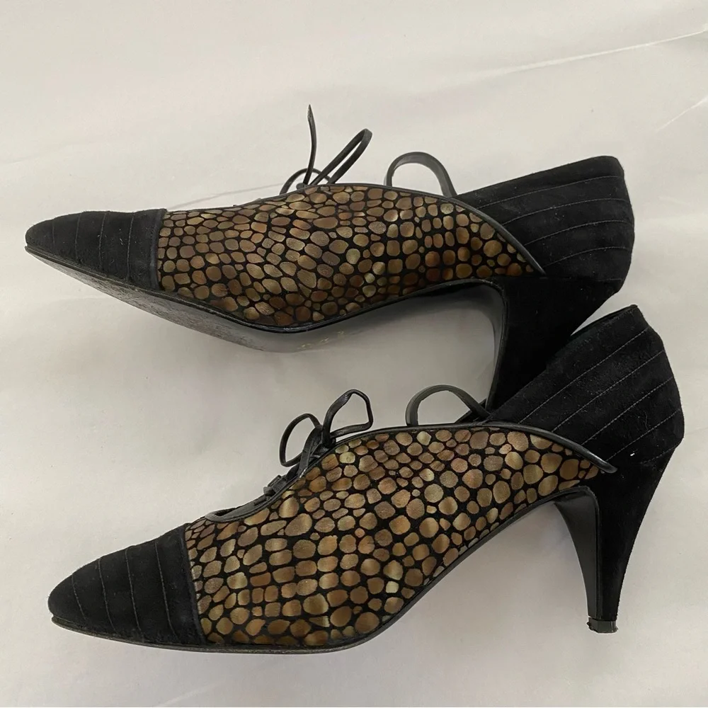 Impressioné Vintage Made in Italy Sueded Cobblestone‎ Print Lace Up Pumps Size 8